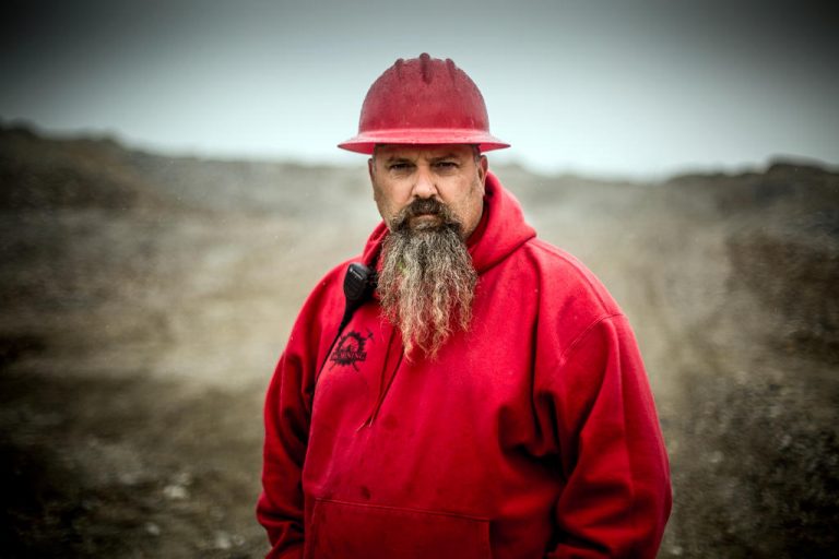 Gold Rush Todd Hoffman sings Sound of Silence UK Plant Operators