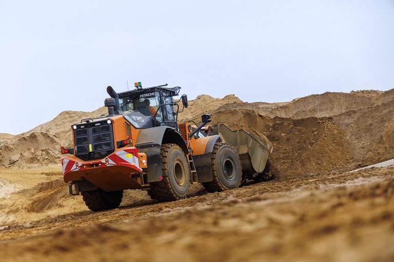 UK’s first ZW310-7s delivered to Norfolk quarry